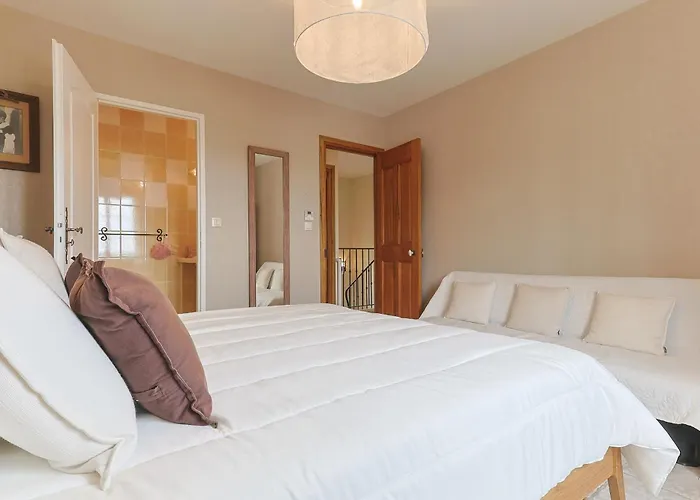 Rosalie וילה רושפור-דו-גאר